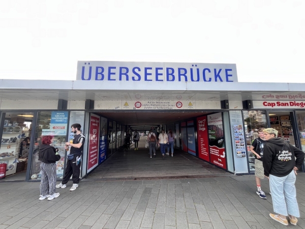 Überseebrücke Hamburg